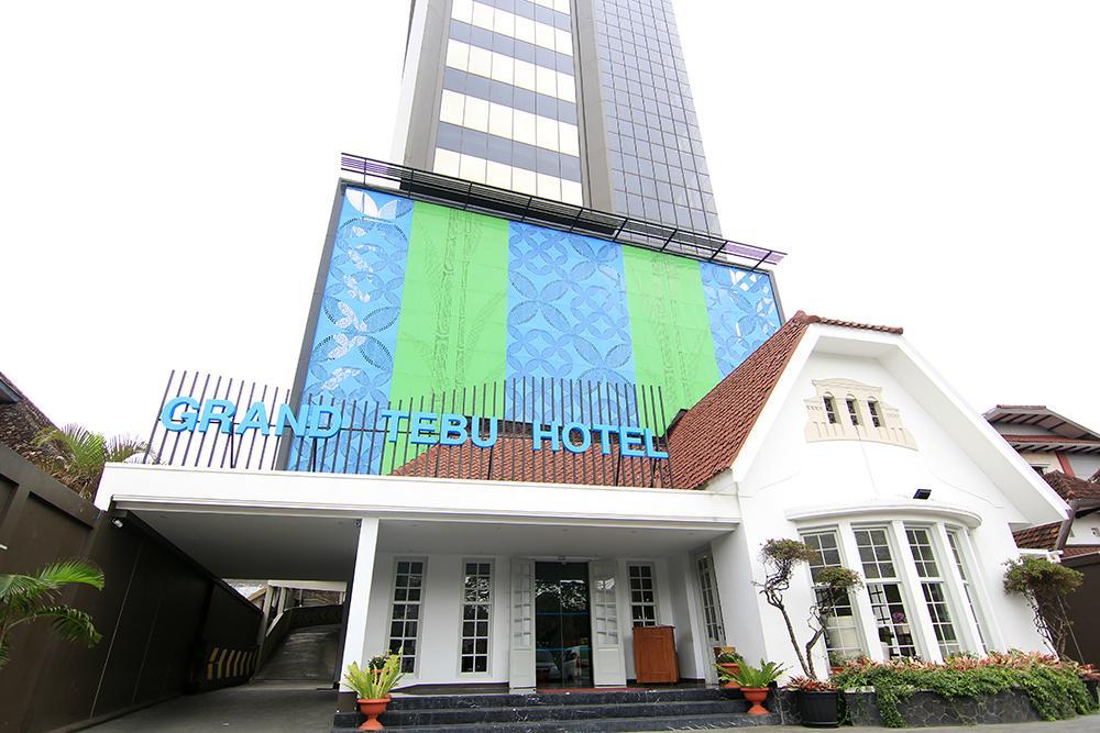 Grand Tebu Hotel Bandung Exterior photo