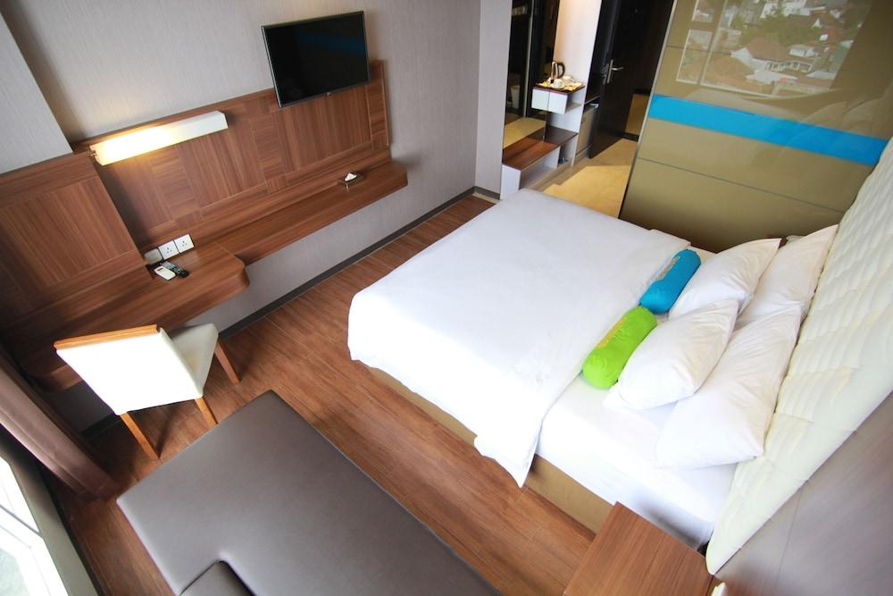 Grand Tebu Hotel Bandung Exterior photo