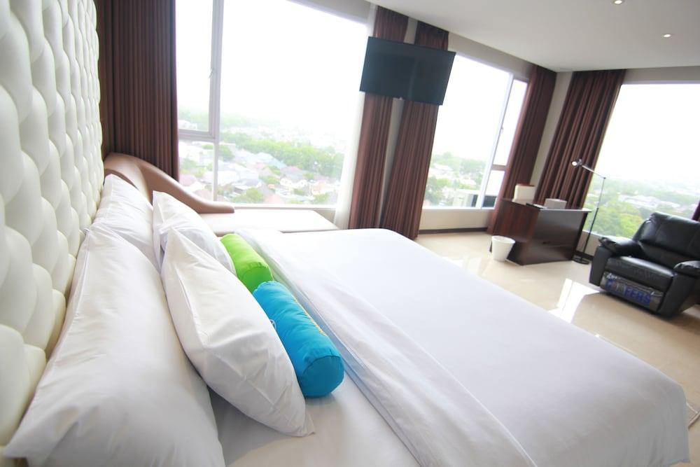 Grand Tebu Hotel Bandung Exterior photo