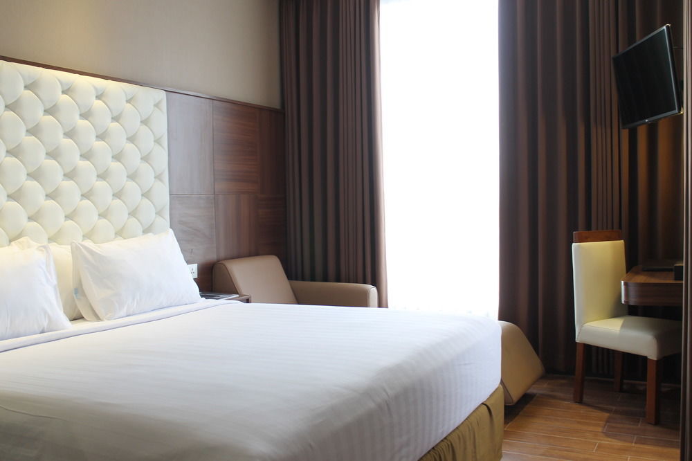 Grand Tebu Hotel Bandung Exterior photo